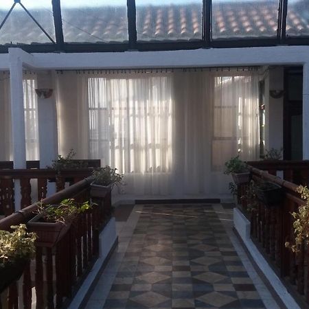 Apartments Secer Sokak Surčin Exterior foto
